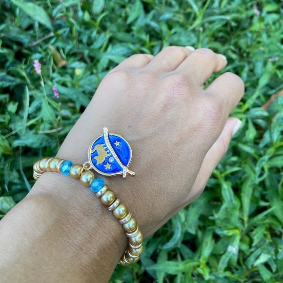 Blue Plated Enamel Cat Moon Star Celestial Charm Glass Bead Stackable Bracelet - Picture 3 of 4